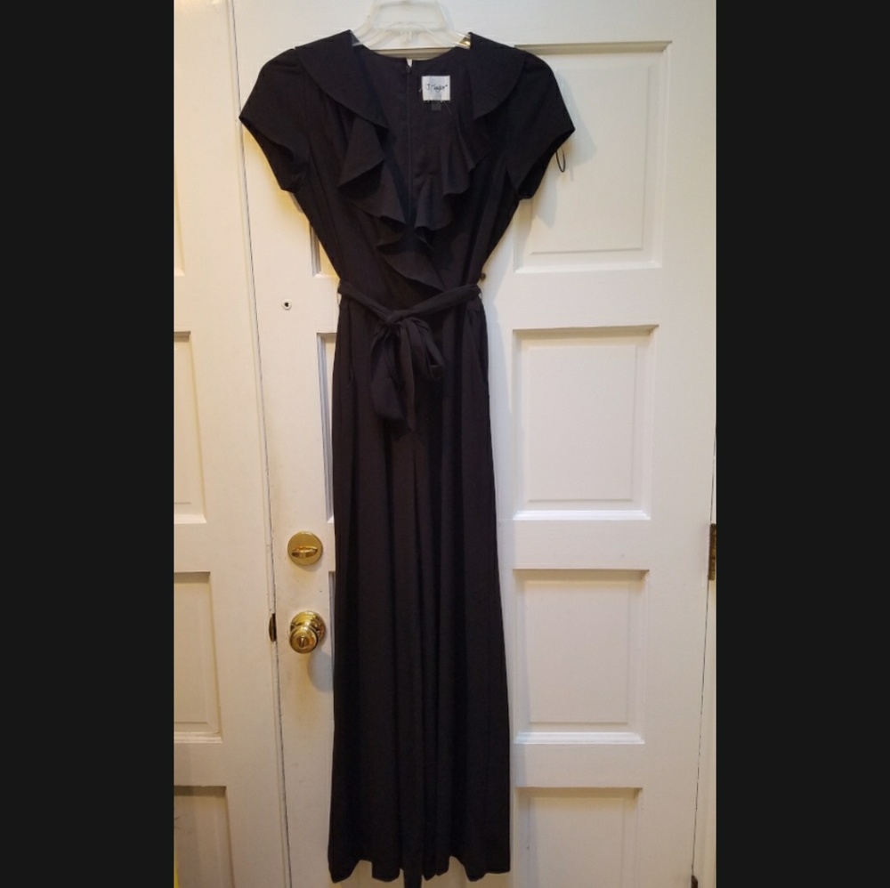 WIDE LEG JUMPSUIT